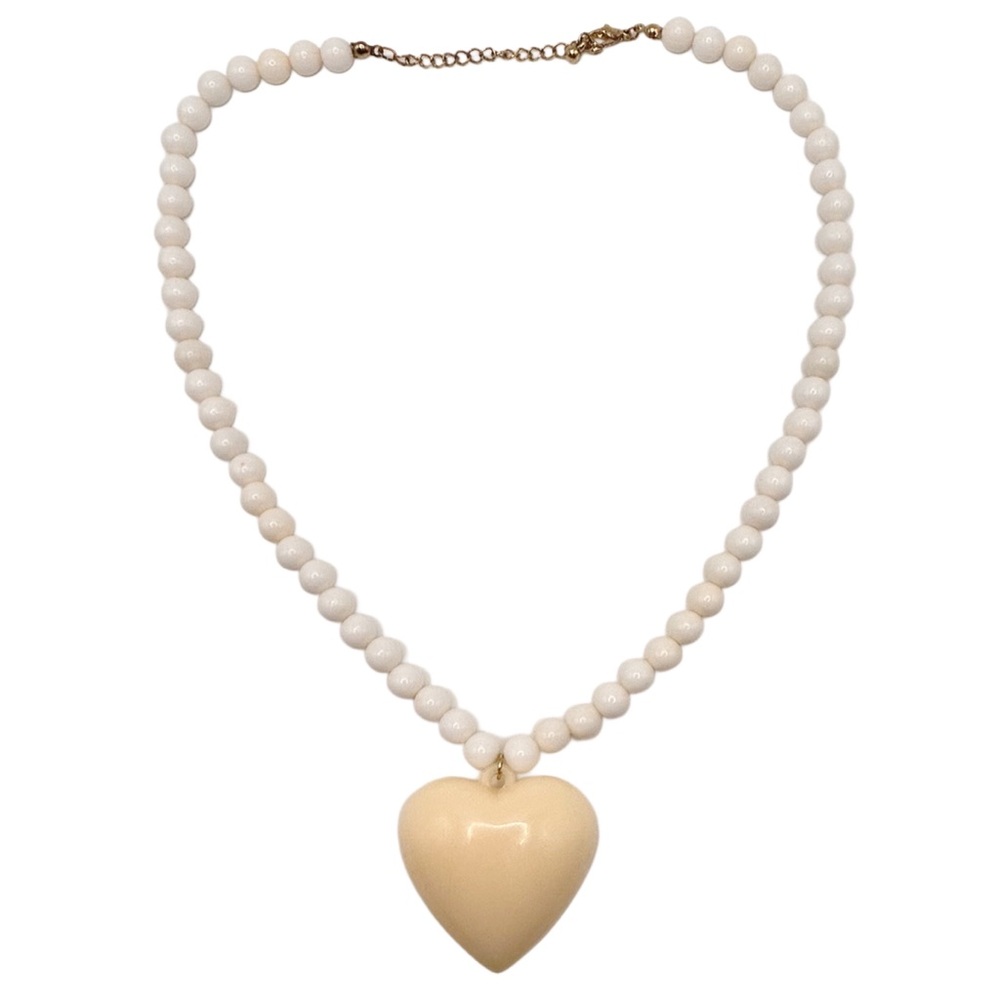 Vintage Ivory White and Cream Puiffy Heart Pendant Beaded Necklace